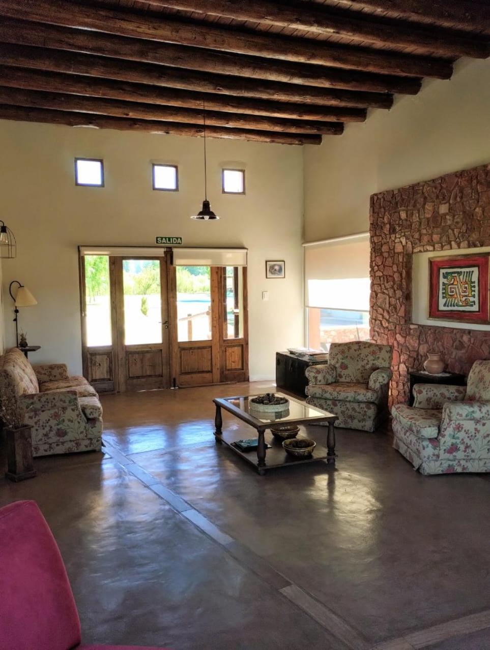 Hotel Celestino Posta Andina Barreal Esterno foto